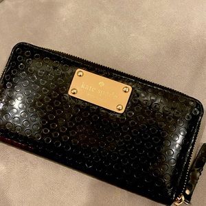 Great condition kate spade black wallet zip